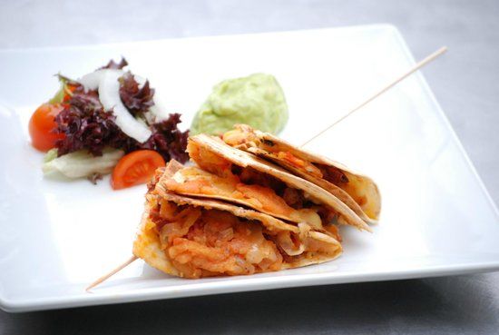 VIRIATO Guevara & Lynch